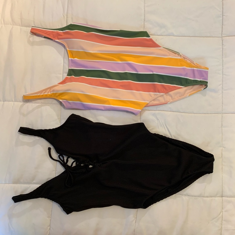 HOLLISTER One Piece Swimsuit Bundle